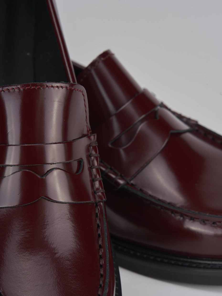 Loafers heel 2 cm bordeaux leather