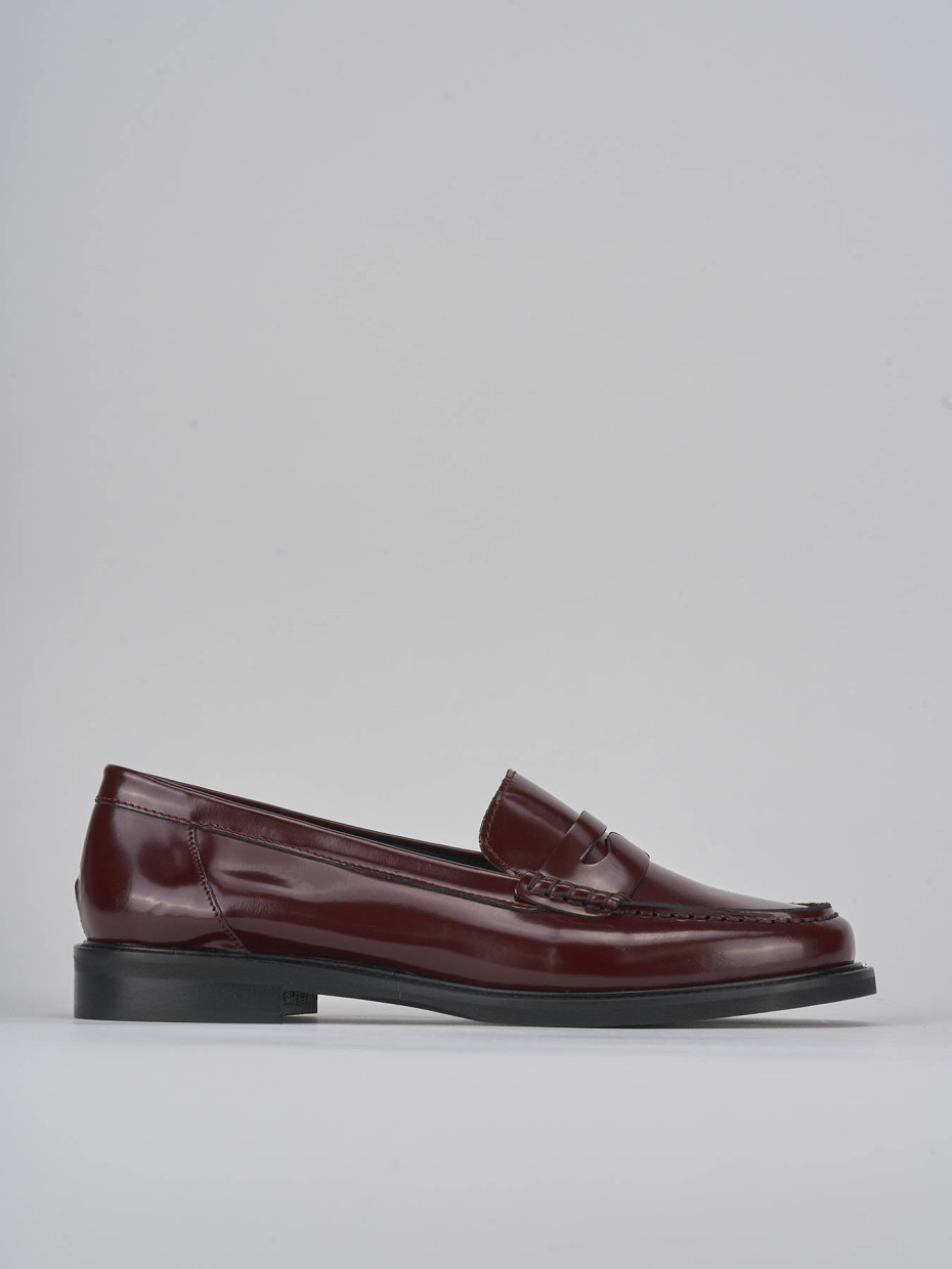 Loafers heel 2 cm bordeaux leather