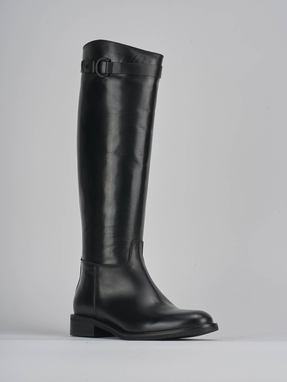 Low heel boots heel 3 cm black leather