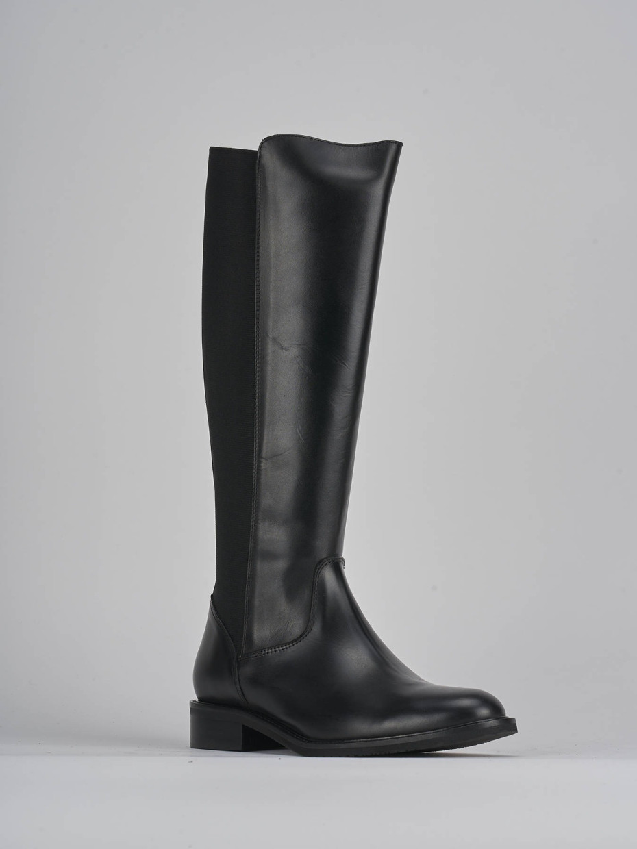 Low heel boots heel 3 cm black leather