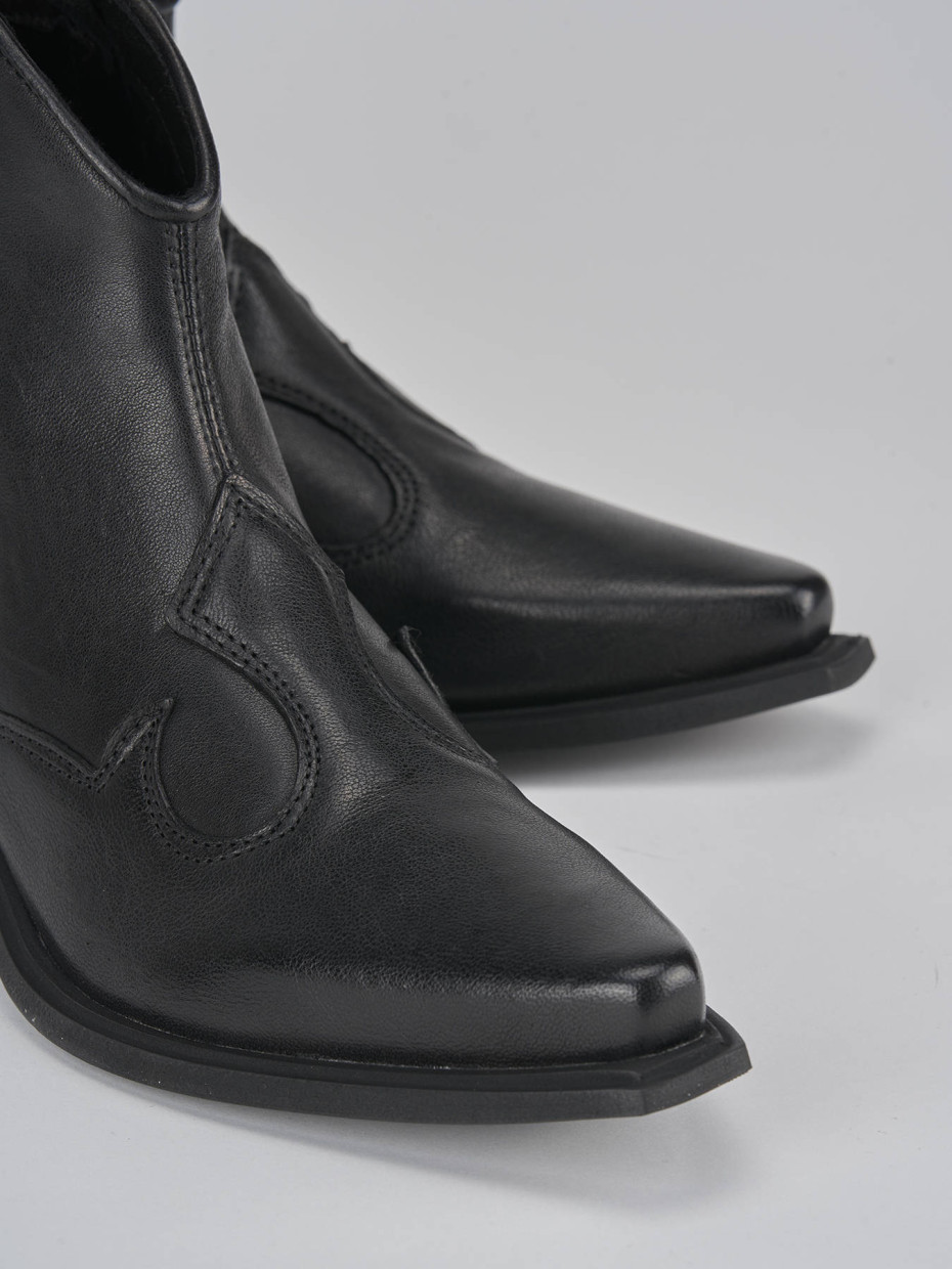 Black leather low top heel ankle boots