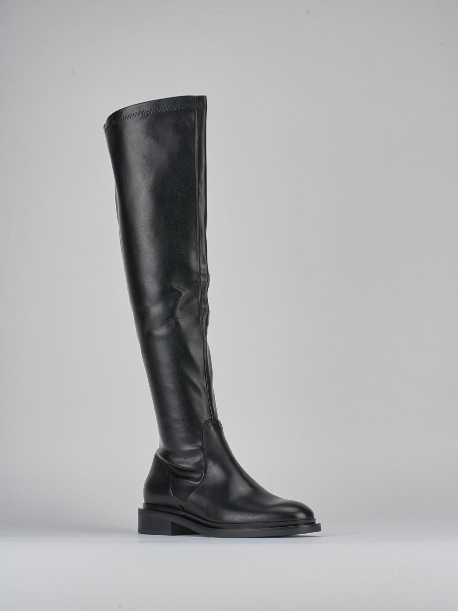 Low heel boots heel 2 cm black leather