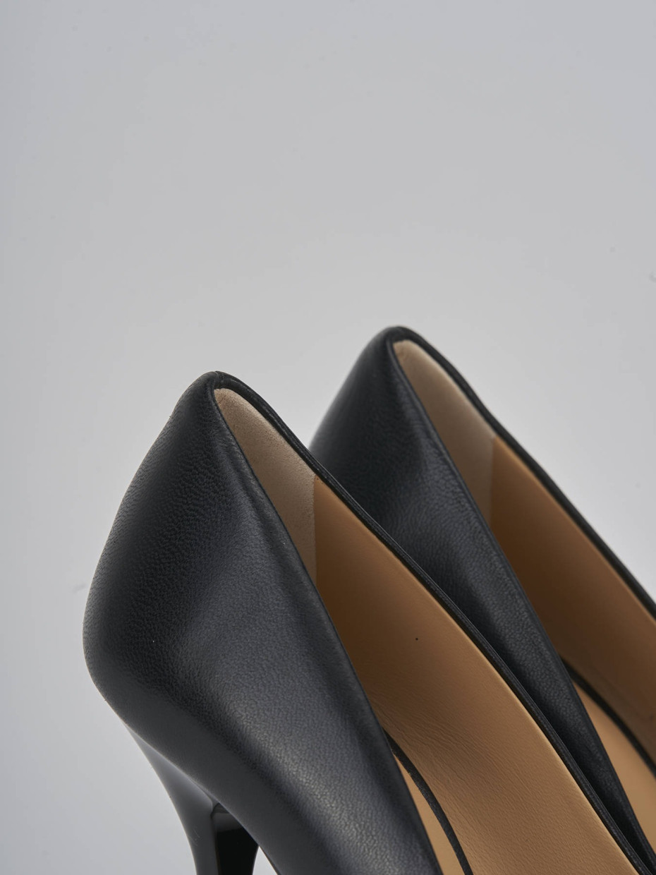Décolleté e slingback tacco 9cm pelle nero