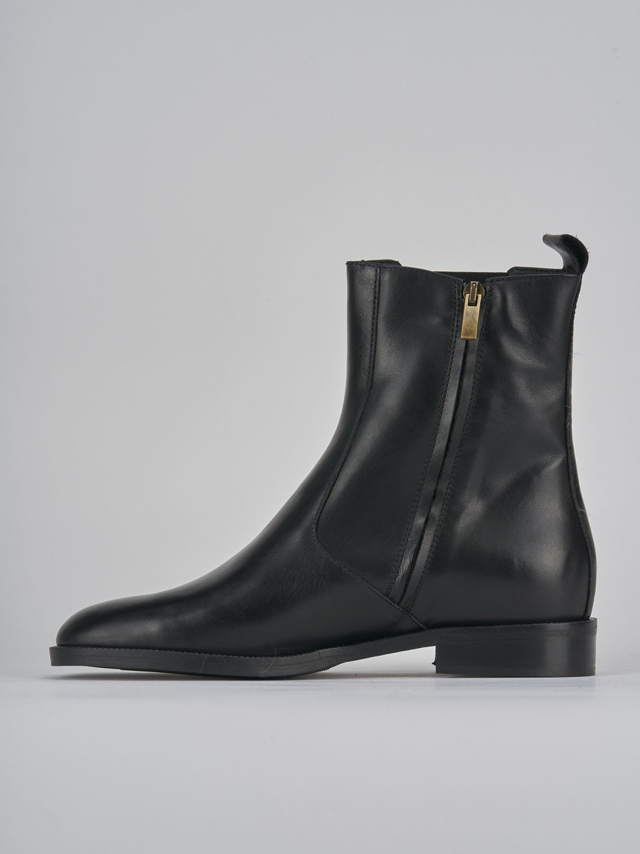 Low heel ankle boots heel 2 cm black leather