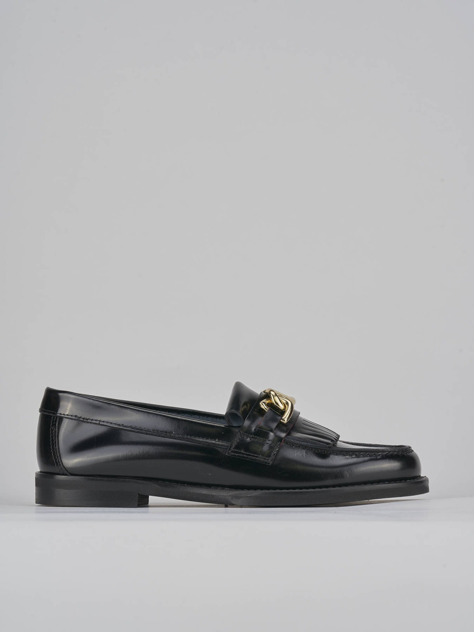 Loafers heel 1 cm black leather