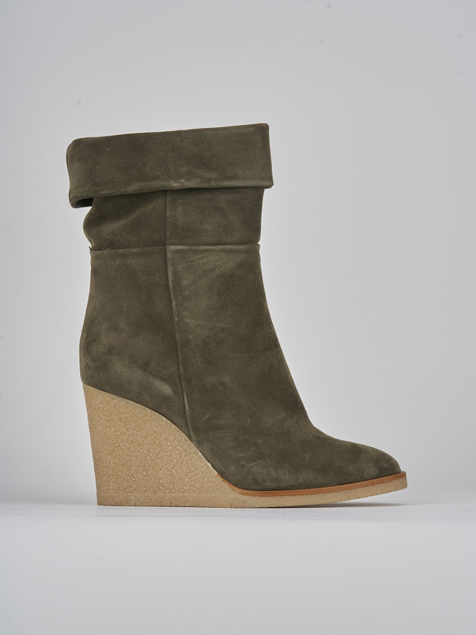 High heel ankle boots heel 8 cm green suede