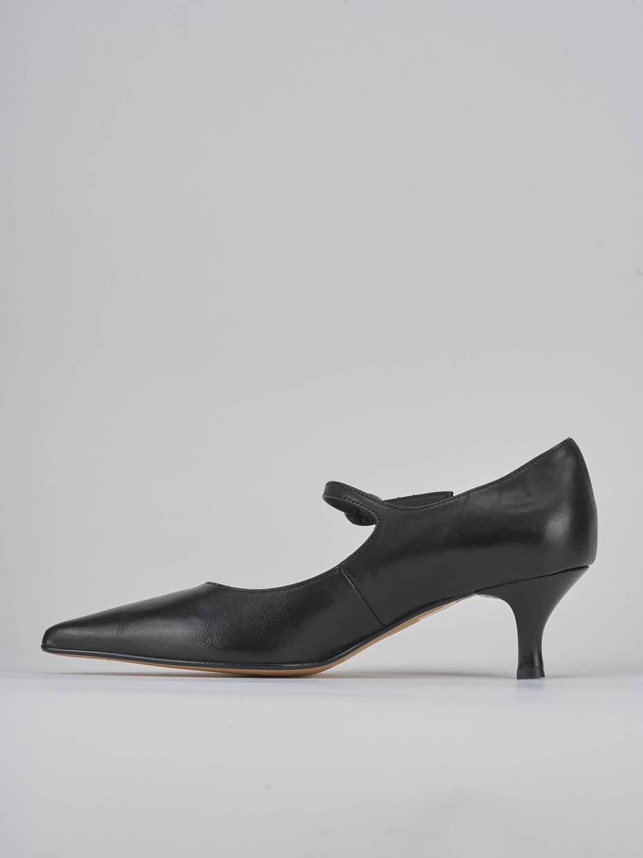 Pumps heel 5 cm black leather