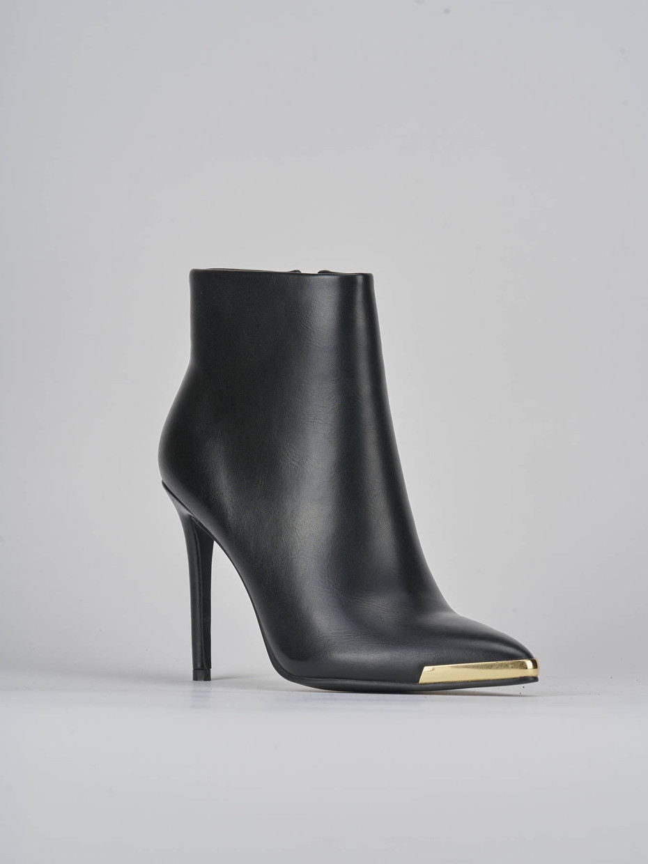 High heel ankle boots heel 7 cm black leather