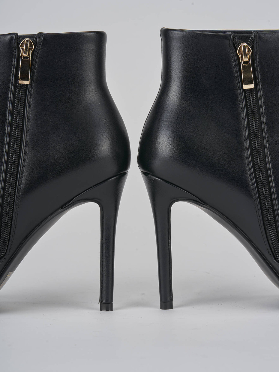 High heel ankle boots woman heel 7 cm black leather Barca Stores