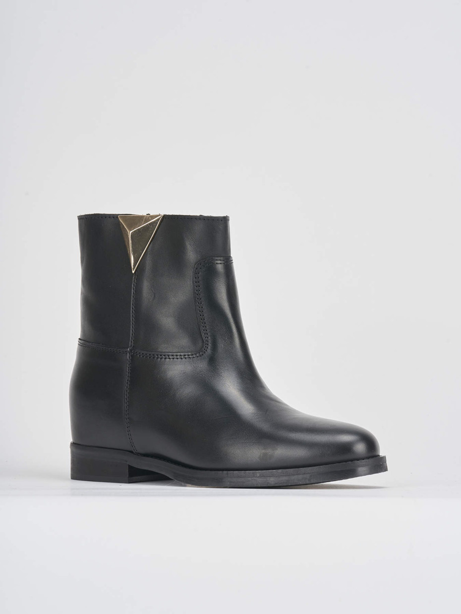Tronchetto nero top pelle