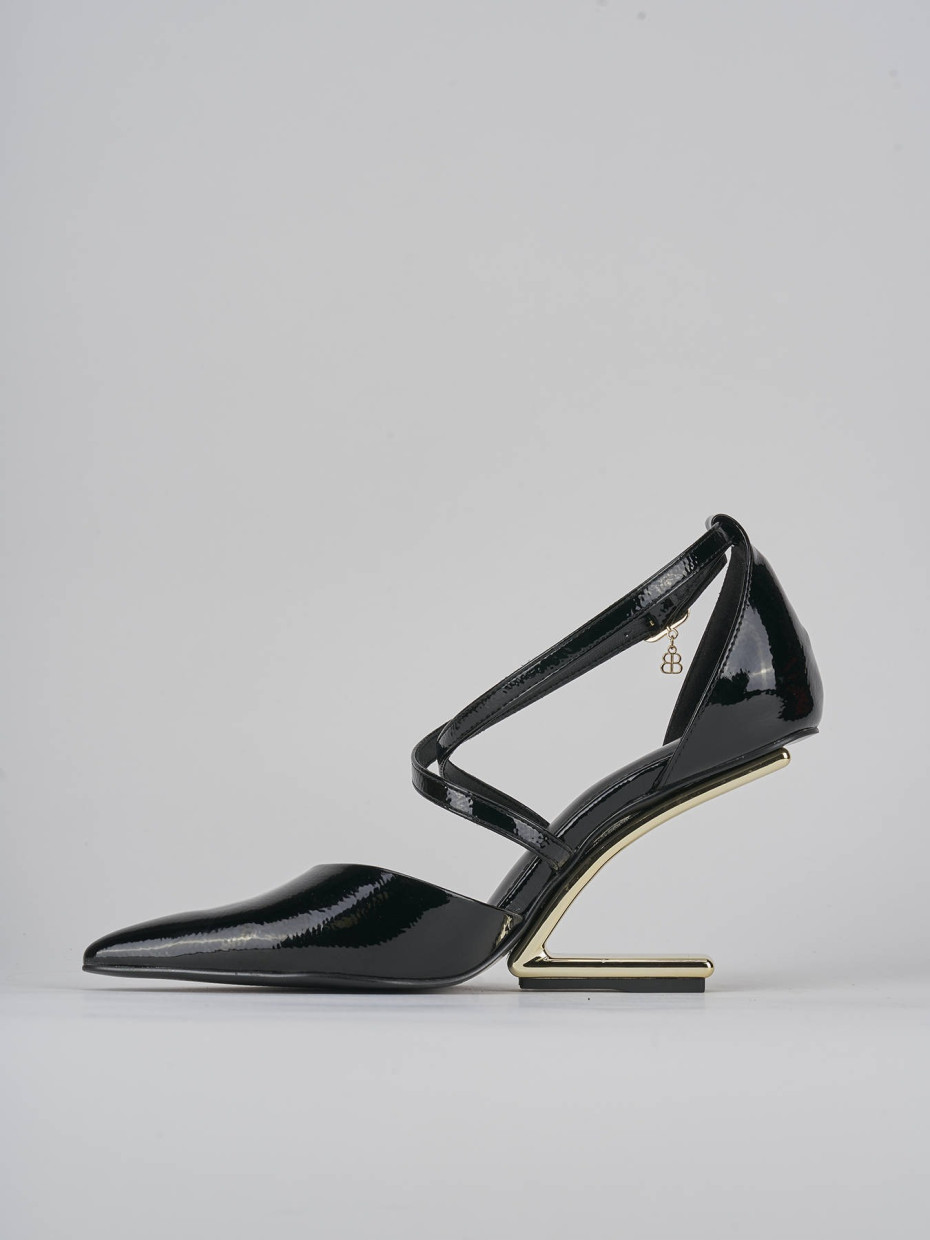 Décolleté e slingback tacco 7cm vernice nero