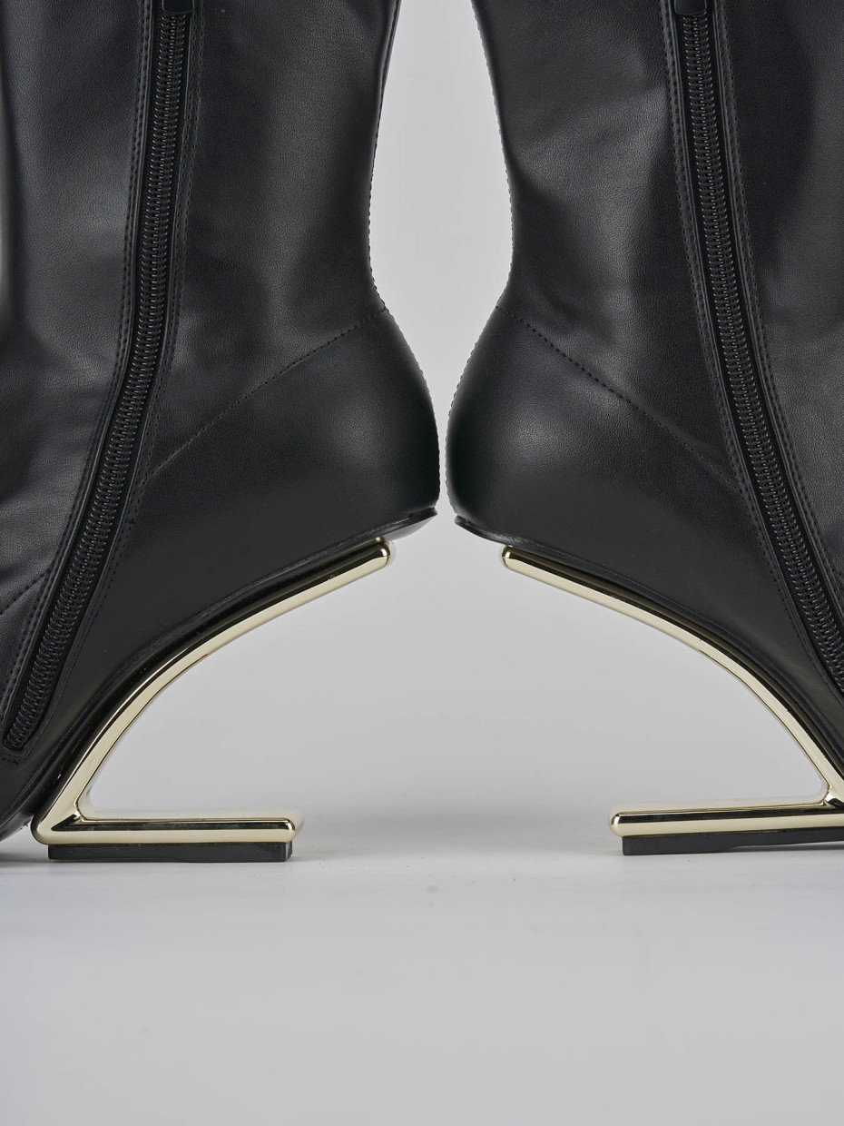 High heel ankle boots heel 7 cm black leather