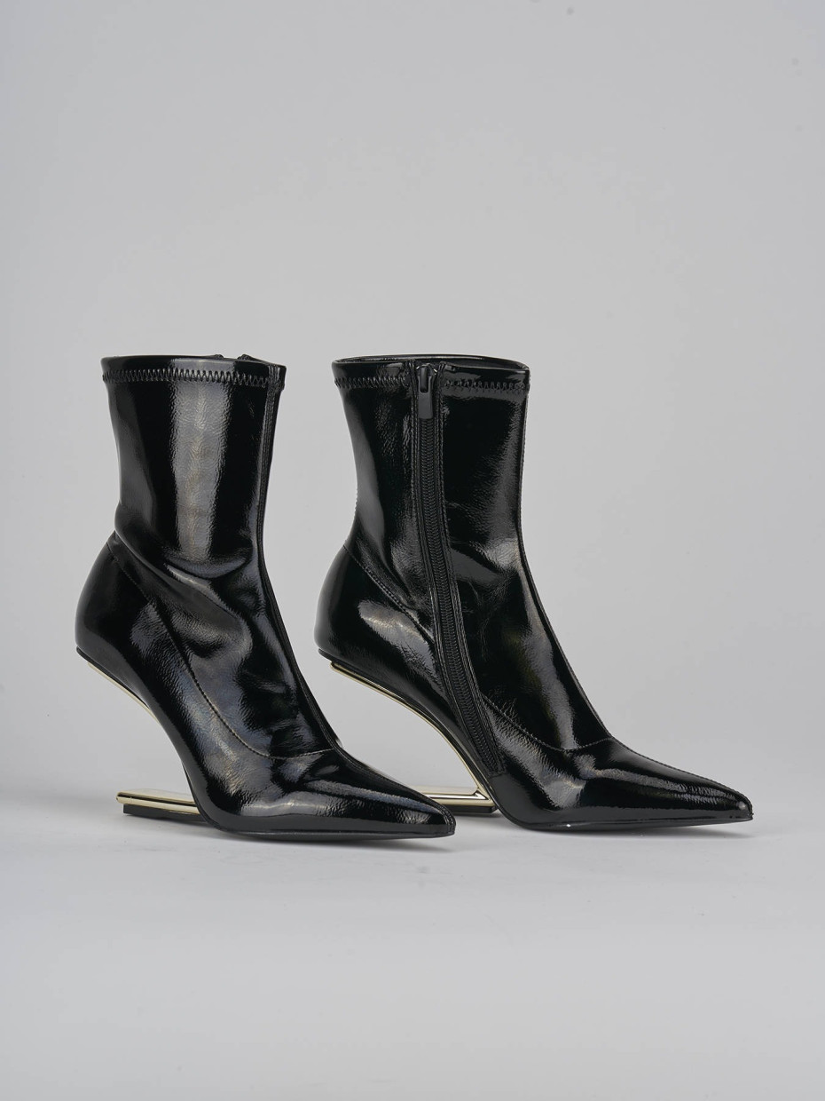 High heel ankle boots heel 7 cm black patent