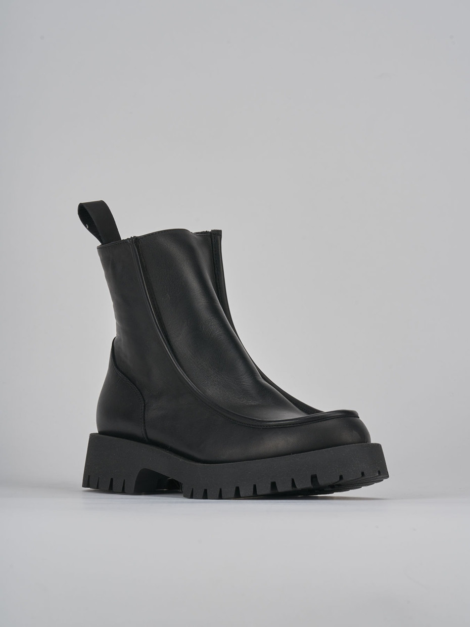 Stivaletto tacco 3 cm nero pelle