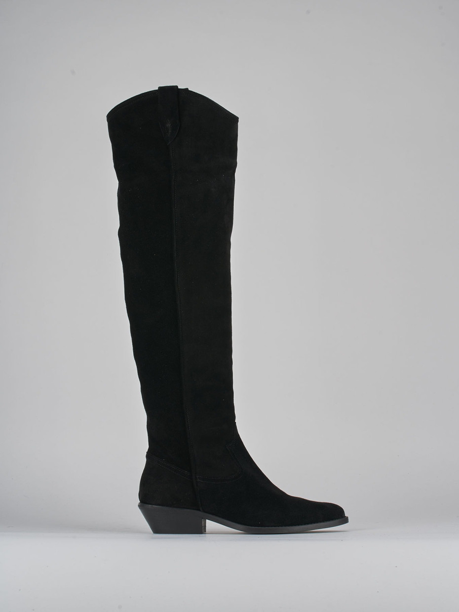 Low heel boots heel 4 cm black suede