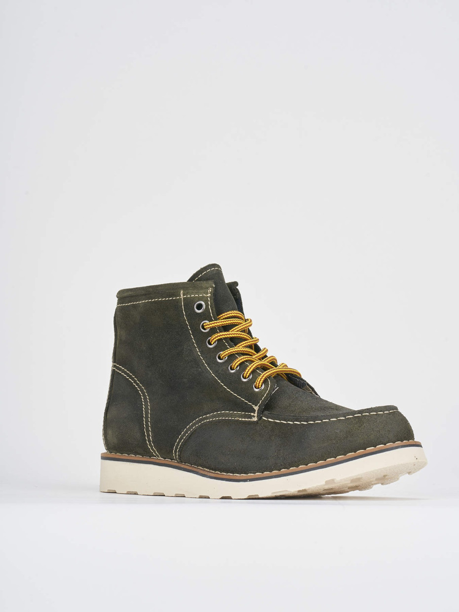 Combat boots green suede