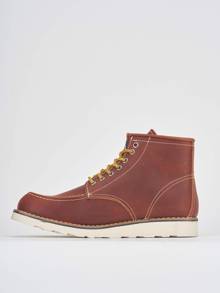 Combat boots red nabuk