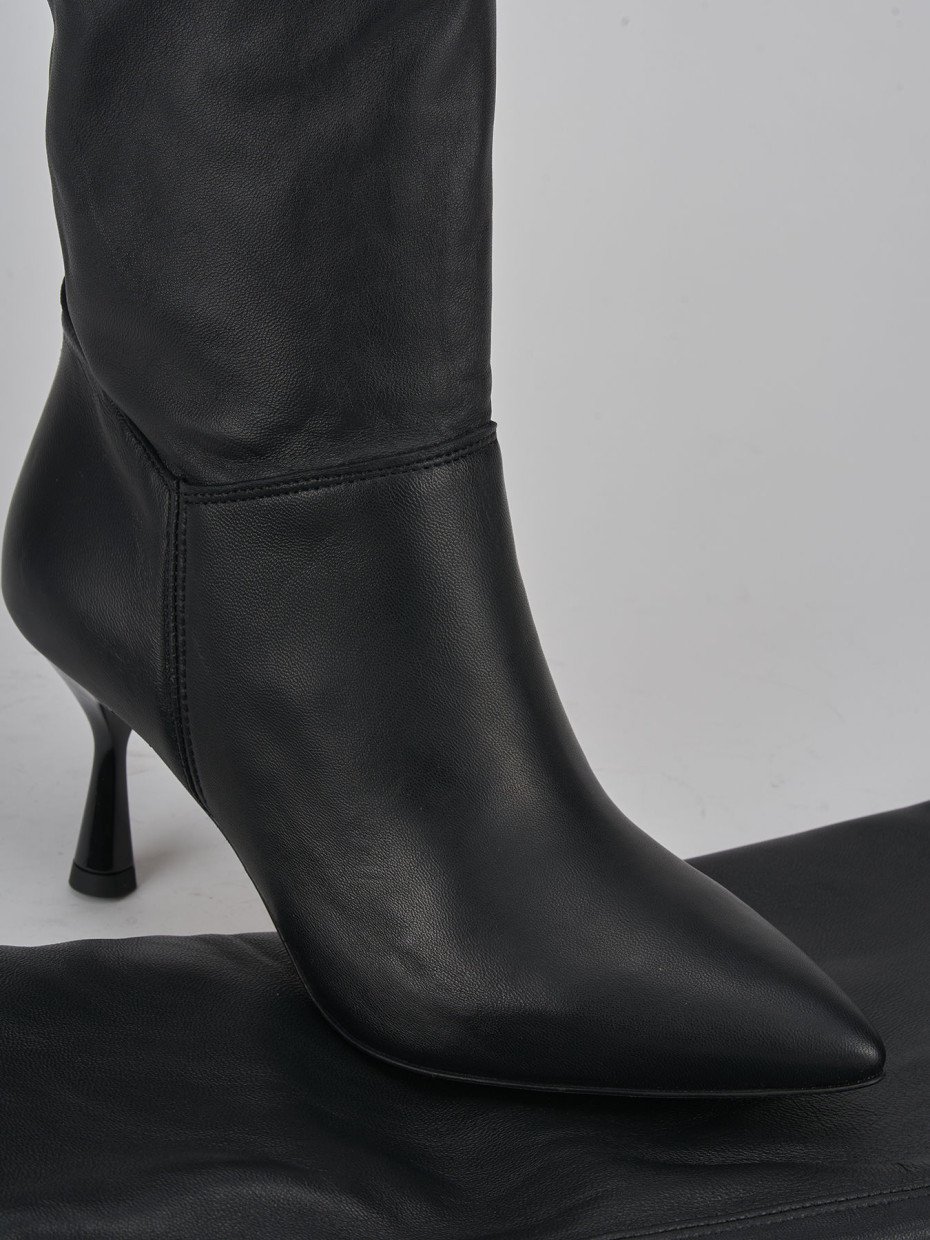 Stivali tacco 7cm pelle nero