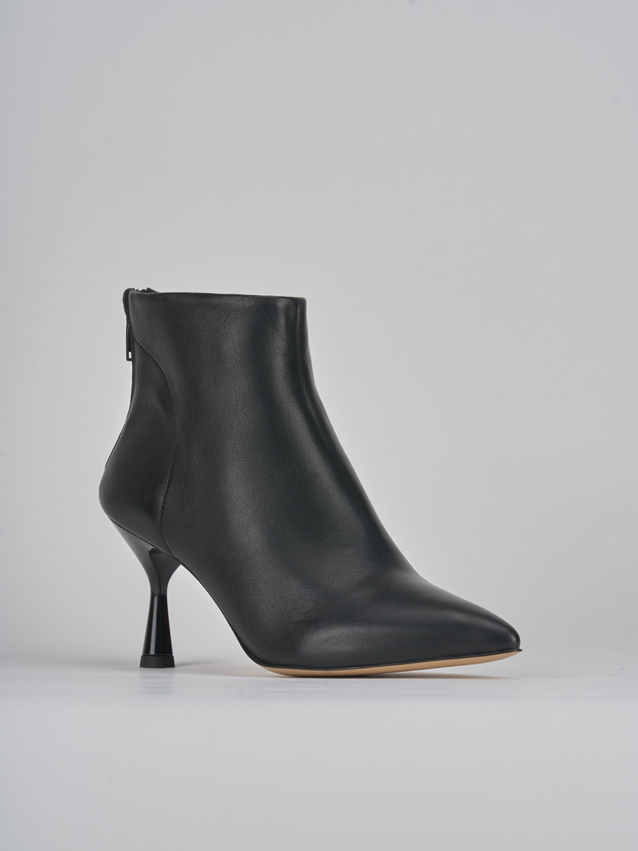 High heel ankle boots heel 7 cm black leather