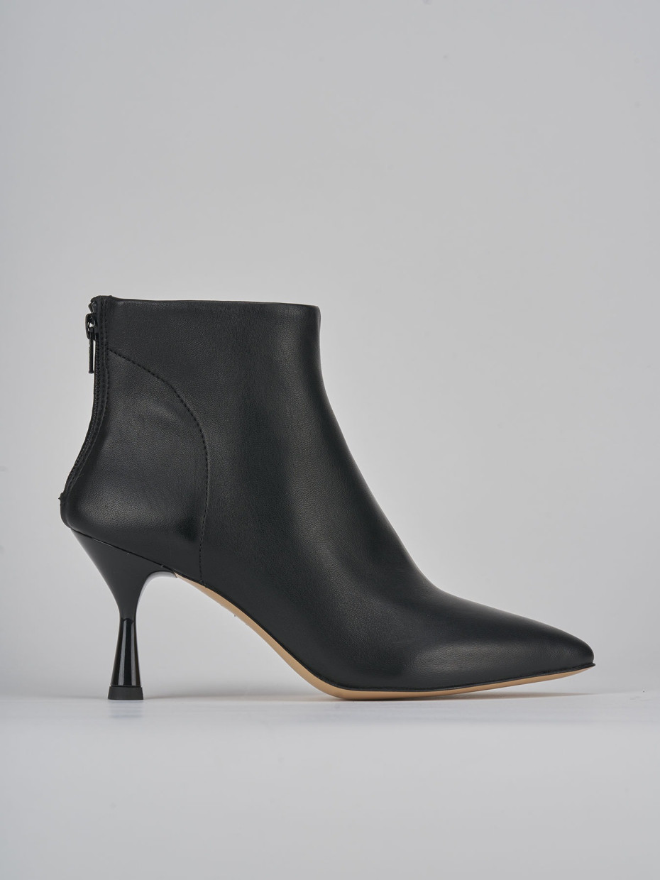 High heel ankle boots heel 7 cm black leather