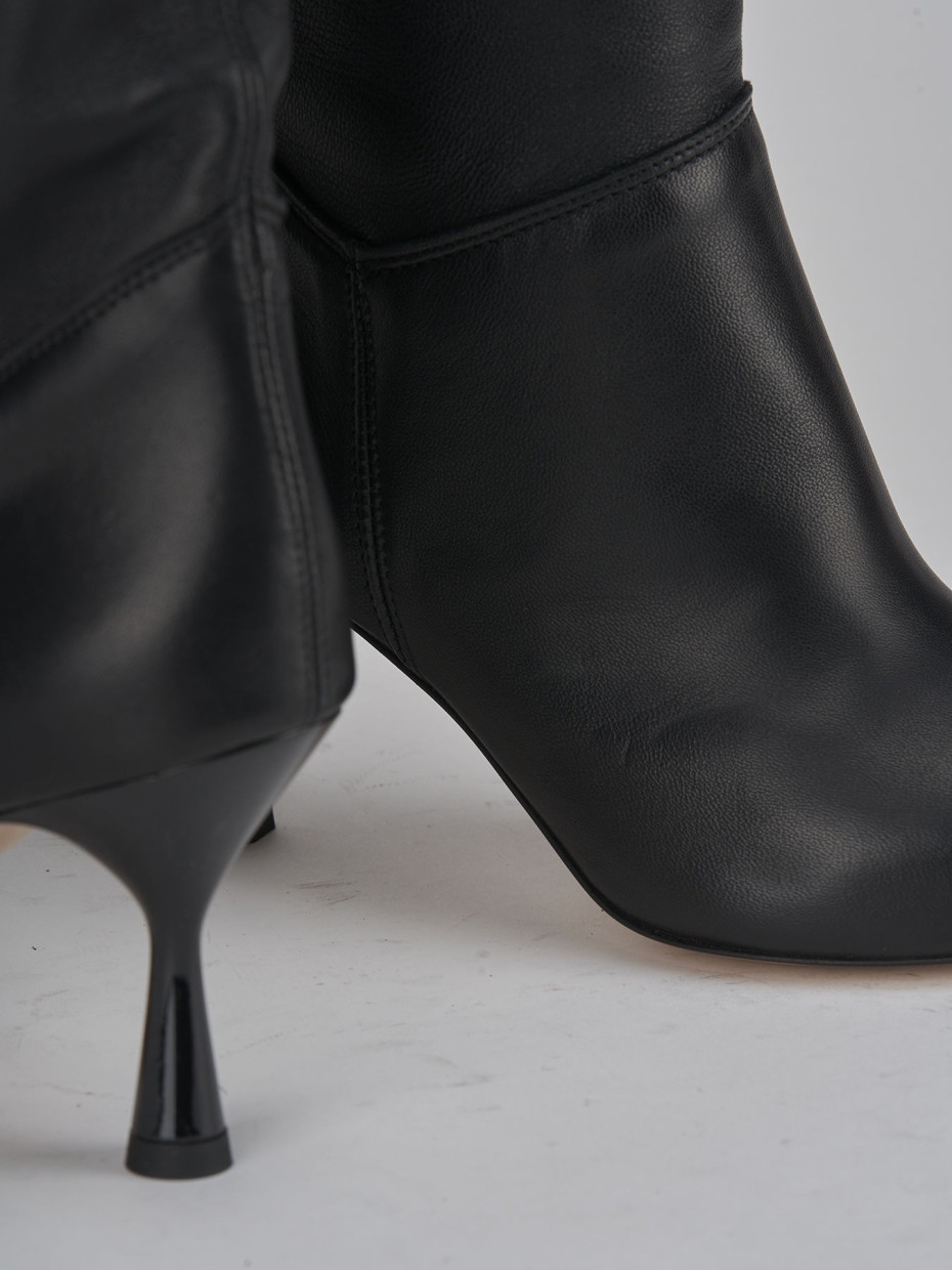 Stivali tacco 7cm pelle nero