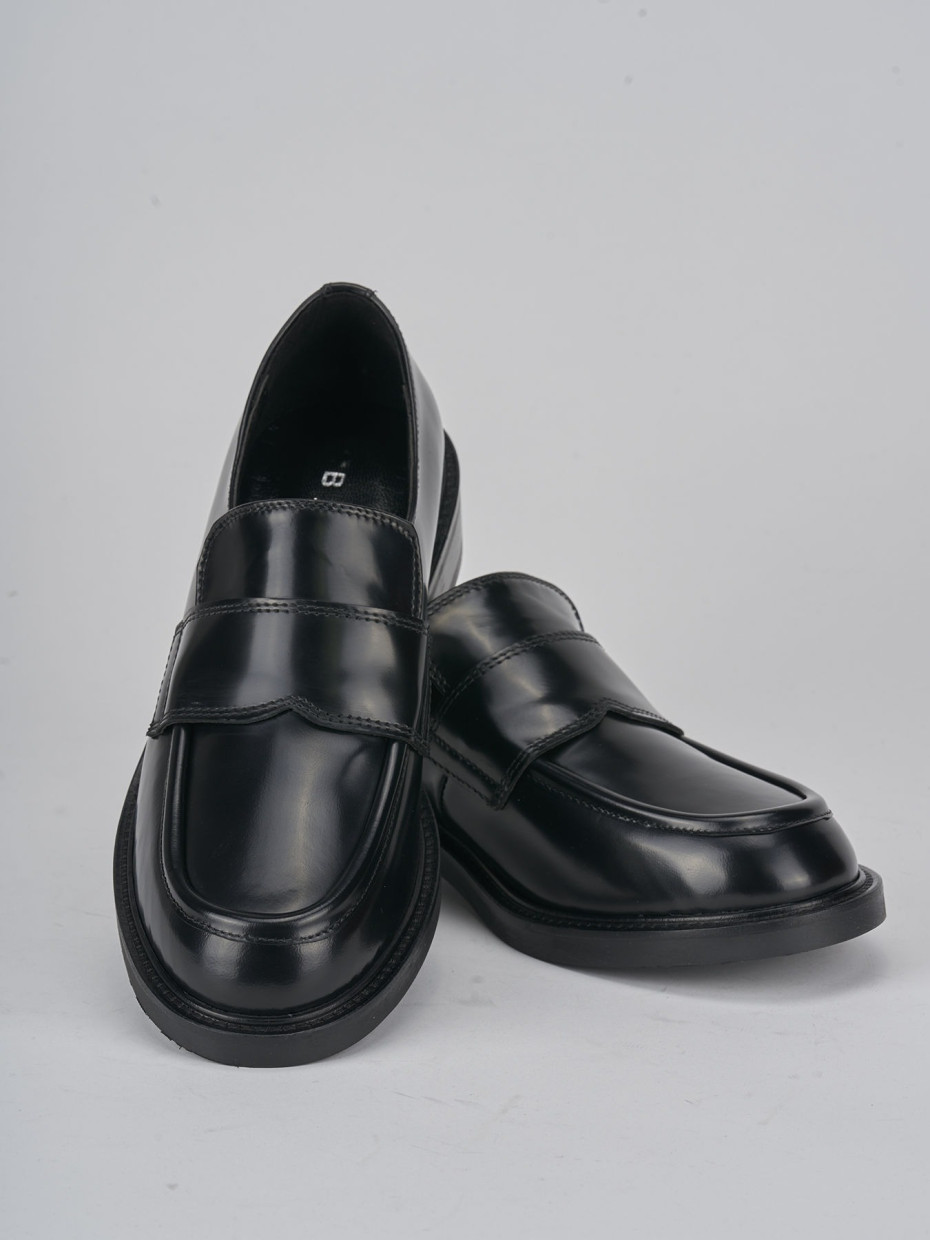 Loafers heel 2 cm black leather