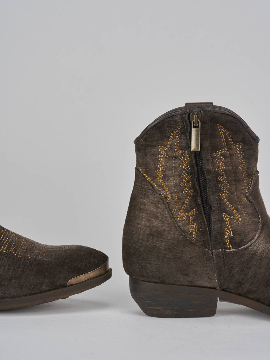 Low heel ankle boots heel 2 cm dark brown velvet