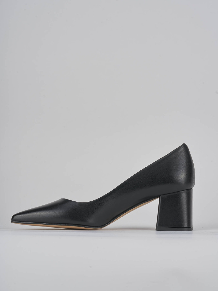 Pumps heel 5 cm black leather