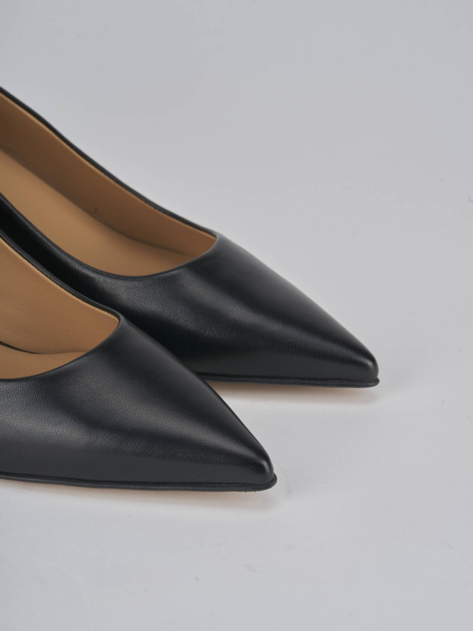 Pumps heel 5 cm black leather