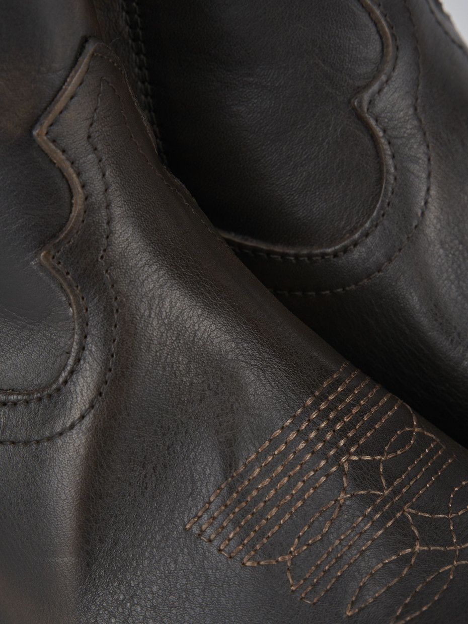 Low heel ankle boots heel 2 cm beige leather