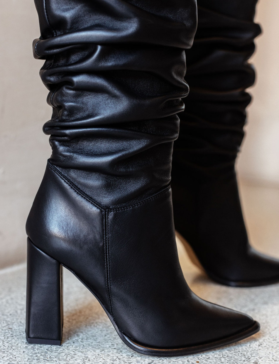 High heel boots heel 9 cm black leather