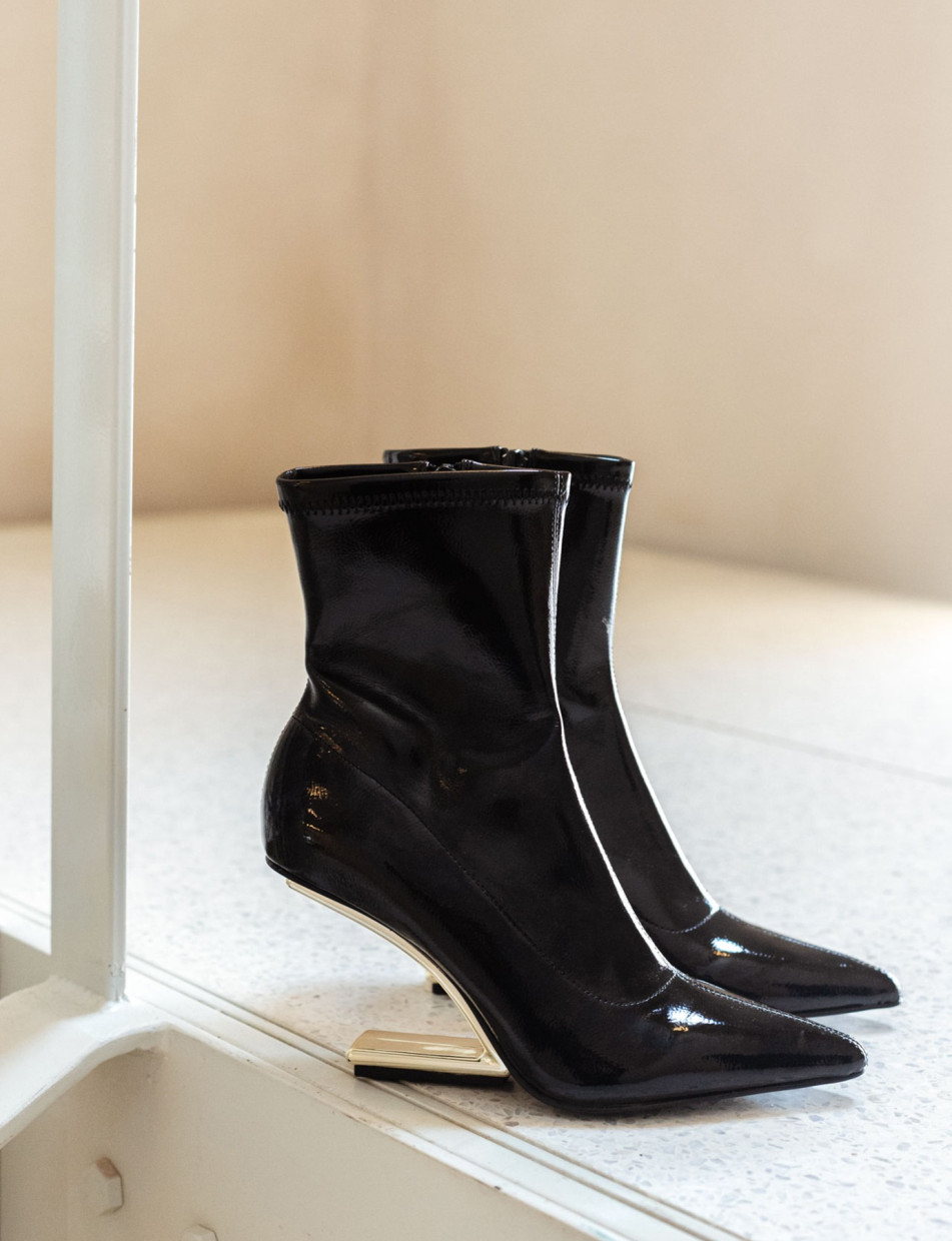 High heel ankle boots heel 7 cm black patent