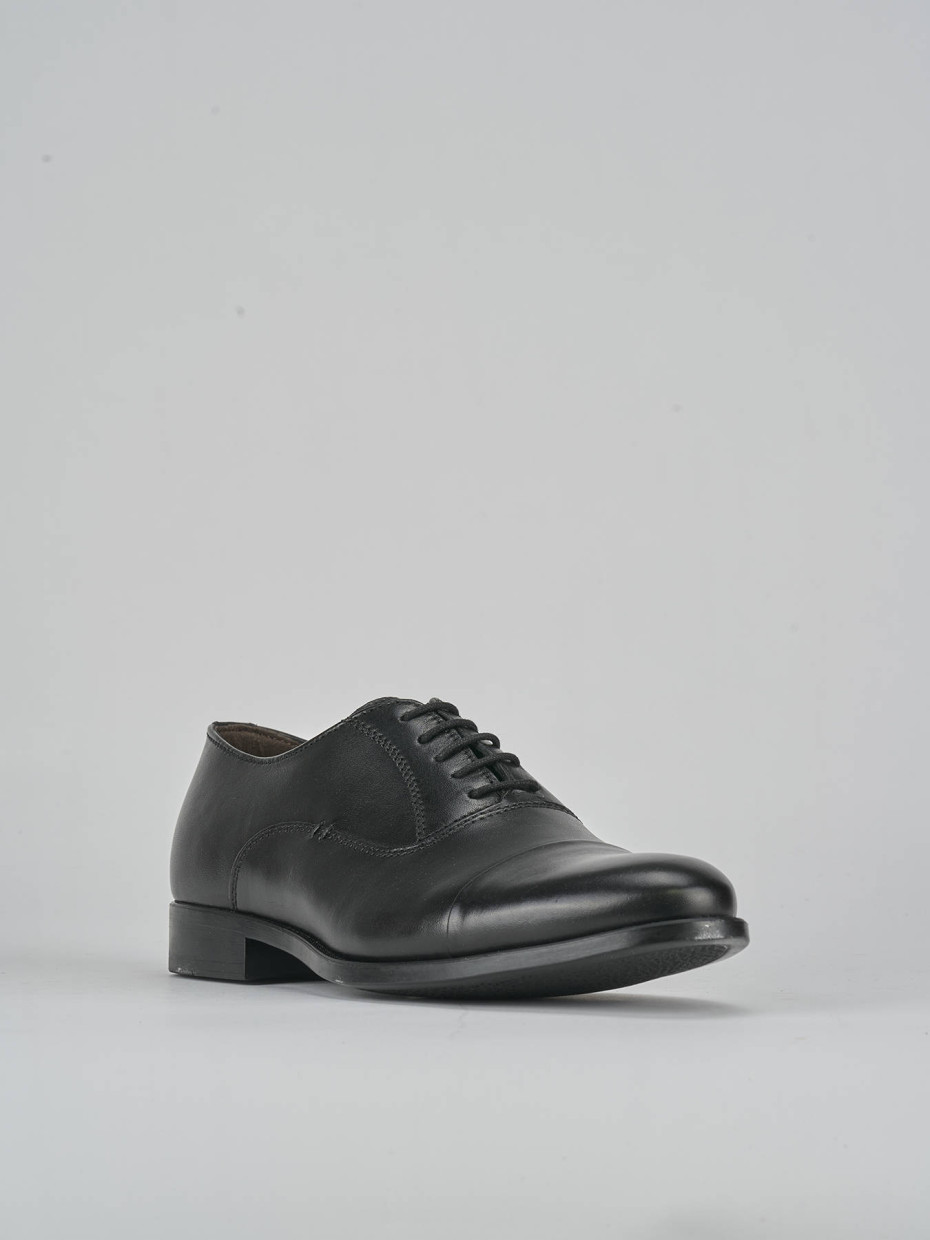 Stringate pelle nero