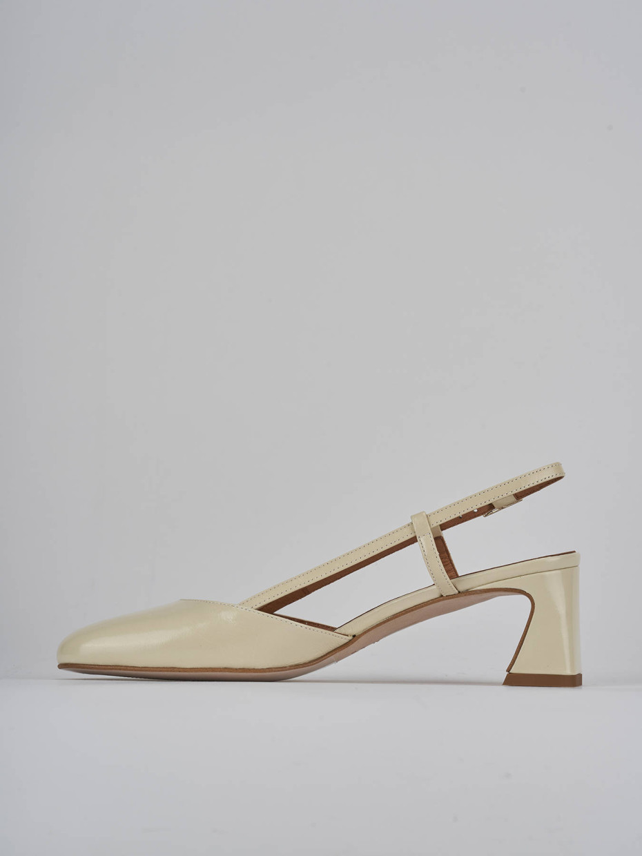 Décolleté e slingback tacco 5cm pelle beige