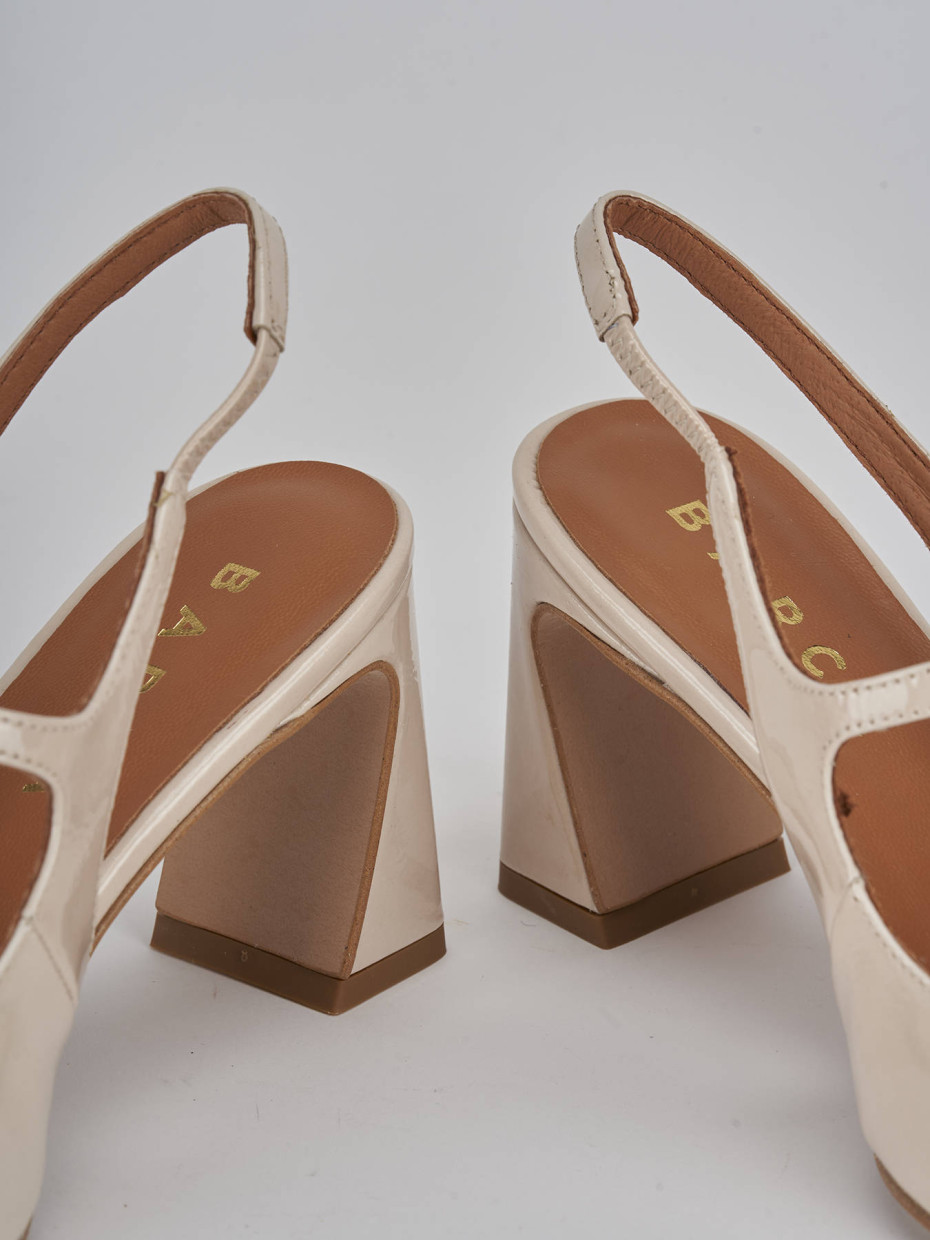 Décolleté e slingback tacco 7cm pelle beige