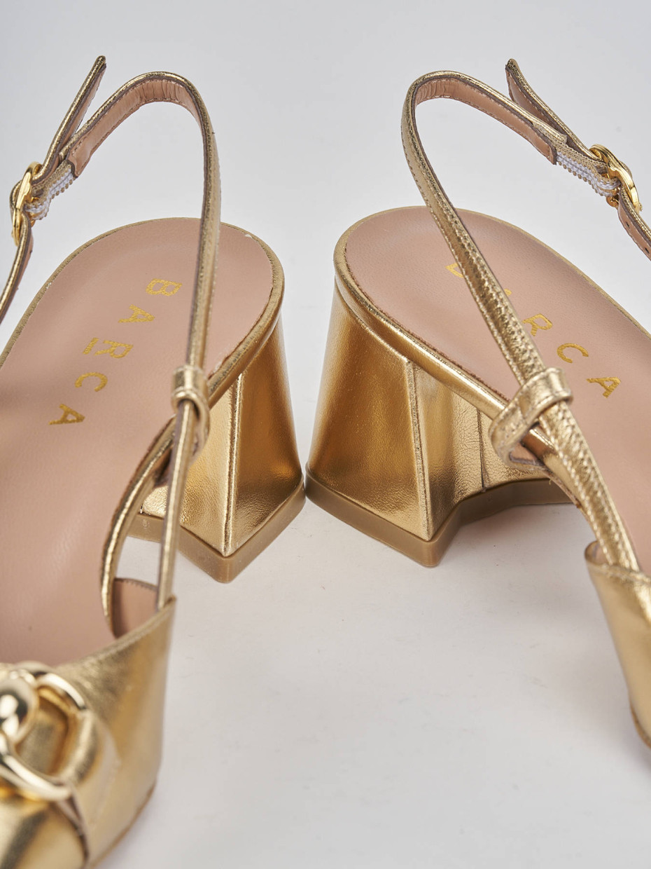 Décolleté e slingback tacco 6cm laminato oro