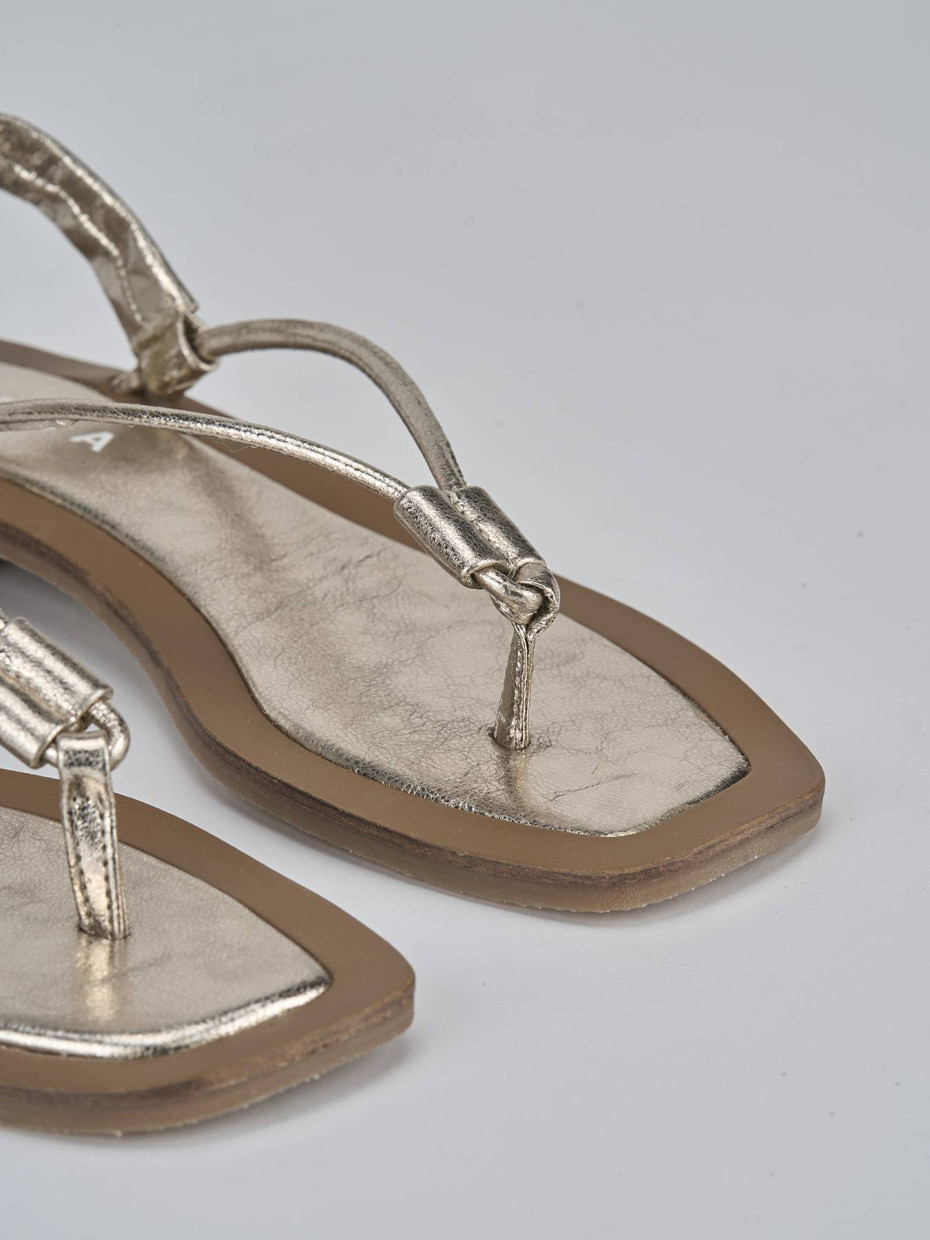 Sandali tacco 1cm pelle oro