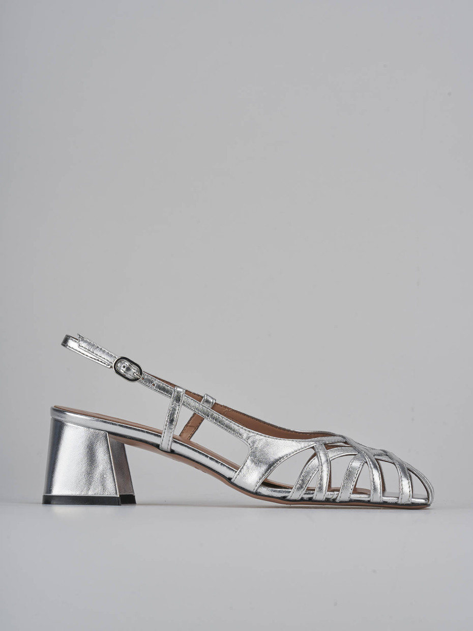 Décolleté e slingback tacco 6cm laminato argento