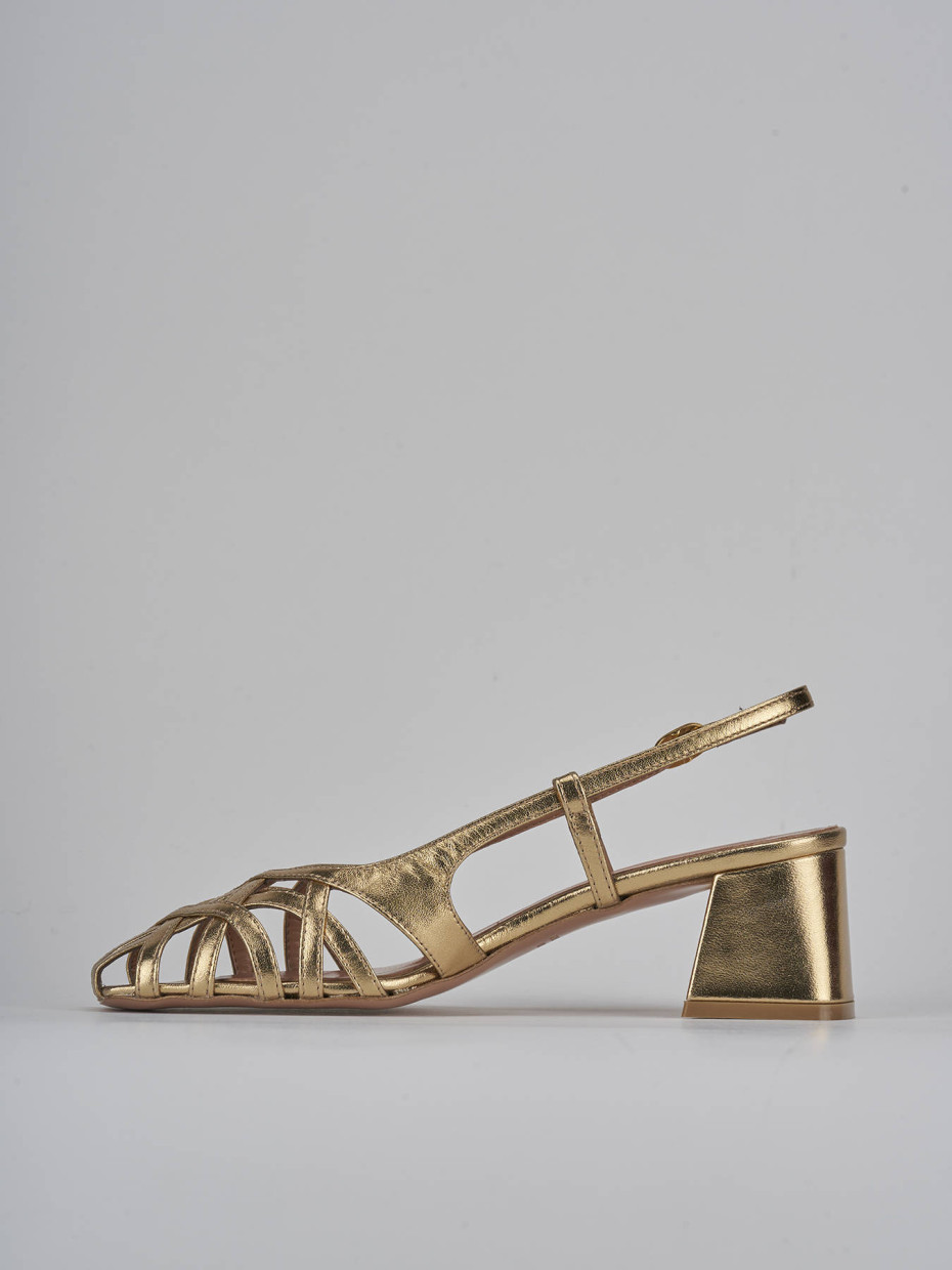 Décolleté e slingback tacco 6cm laminato oro