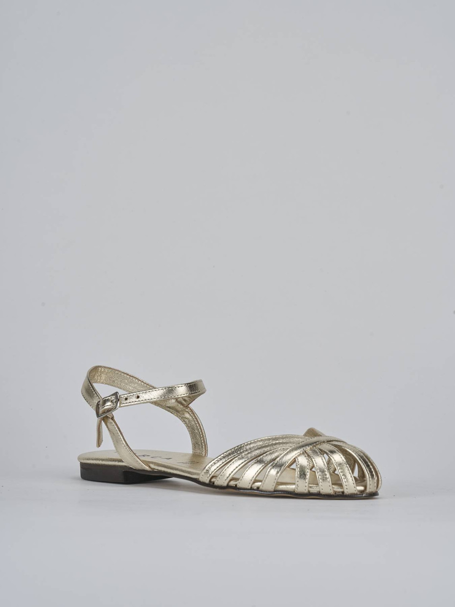 Sandalo tacco 1 cm oro laminato