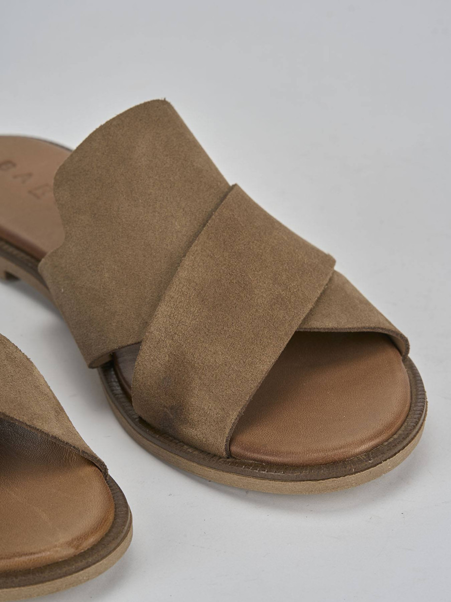 Ciabatte tacco 1cm camoscio beige