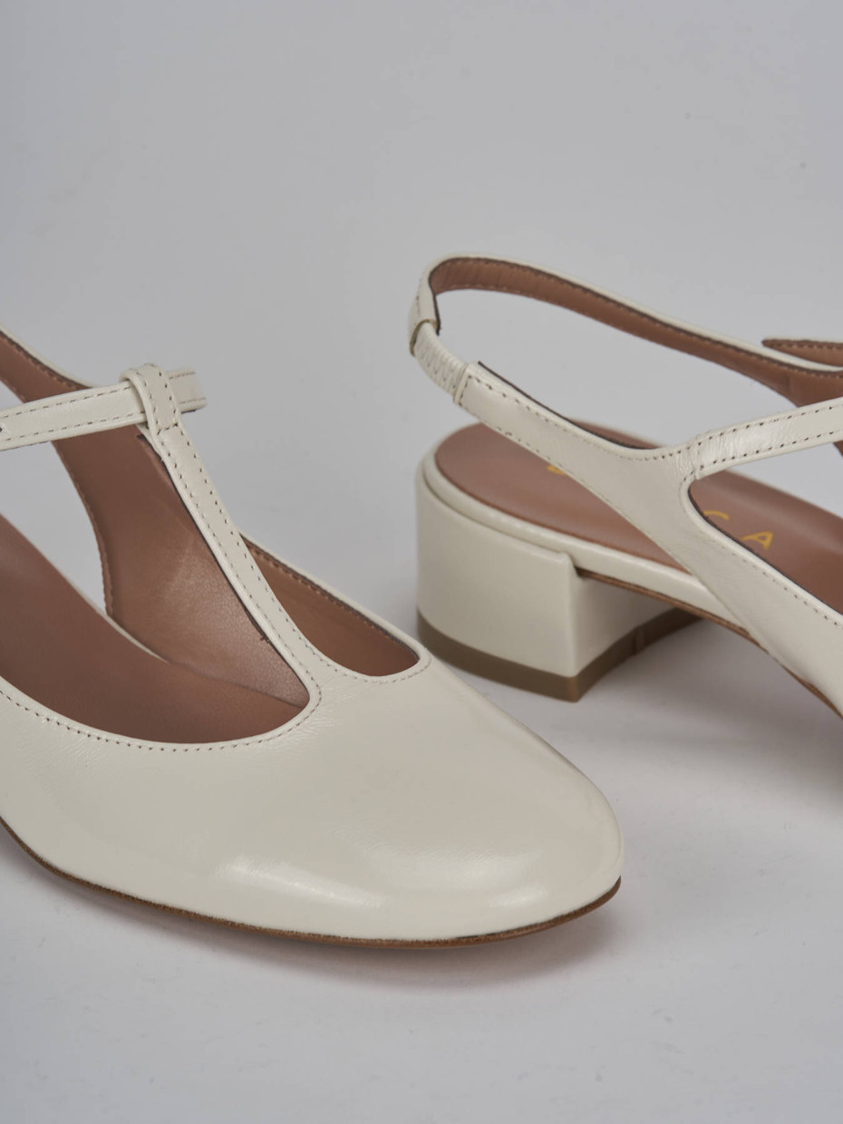 Décolleté e slingback tacco 3cm vernice bianco