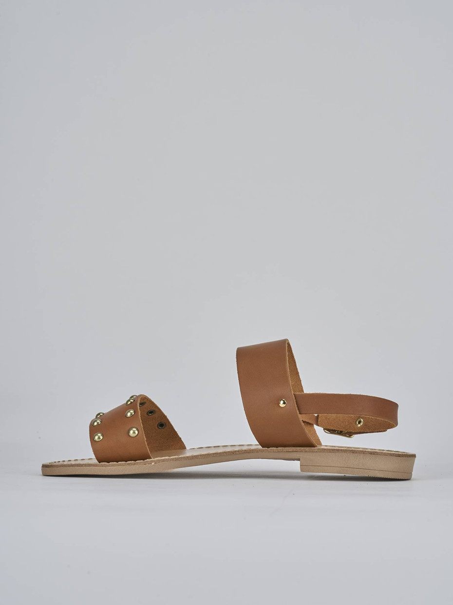 Sandalo tacco 1 cm marrone pelle