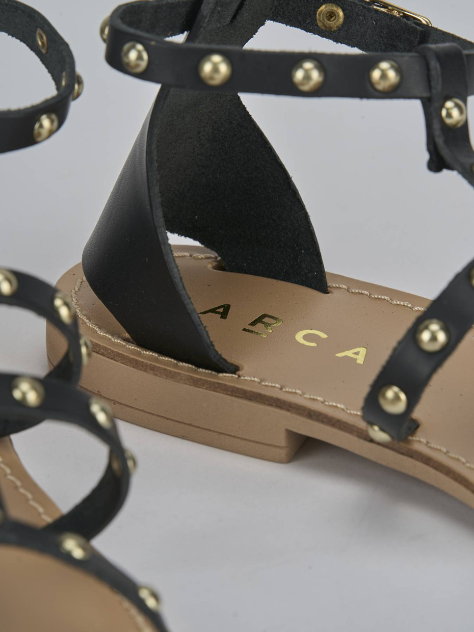 Sandalo tacco 1 cm nero pelle