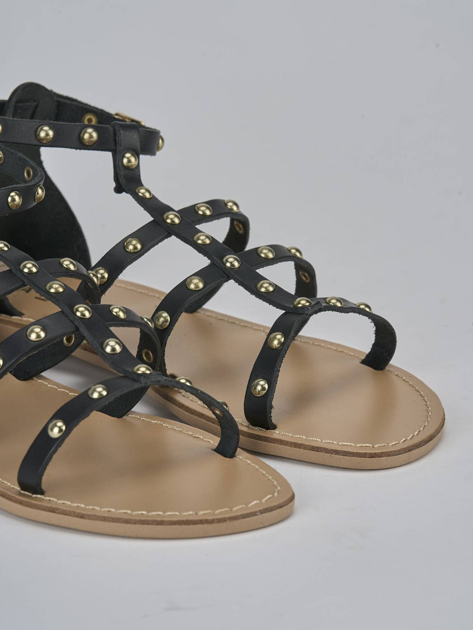 Sandalo tacco 1 cm nero pelle