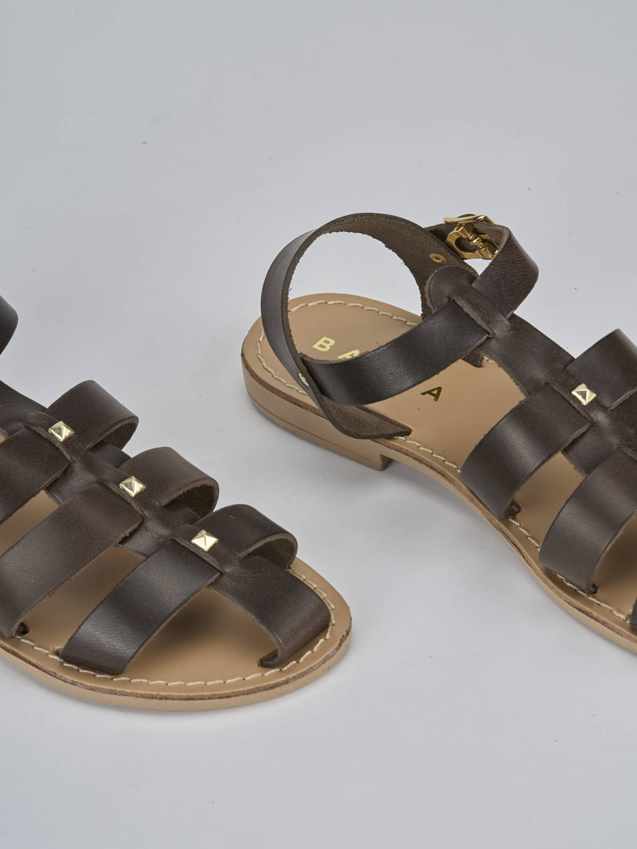 Sandalo tacco 1 cm testa pelle