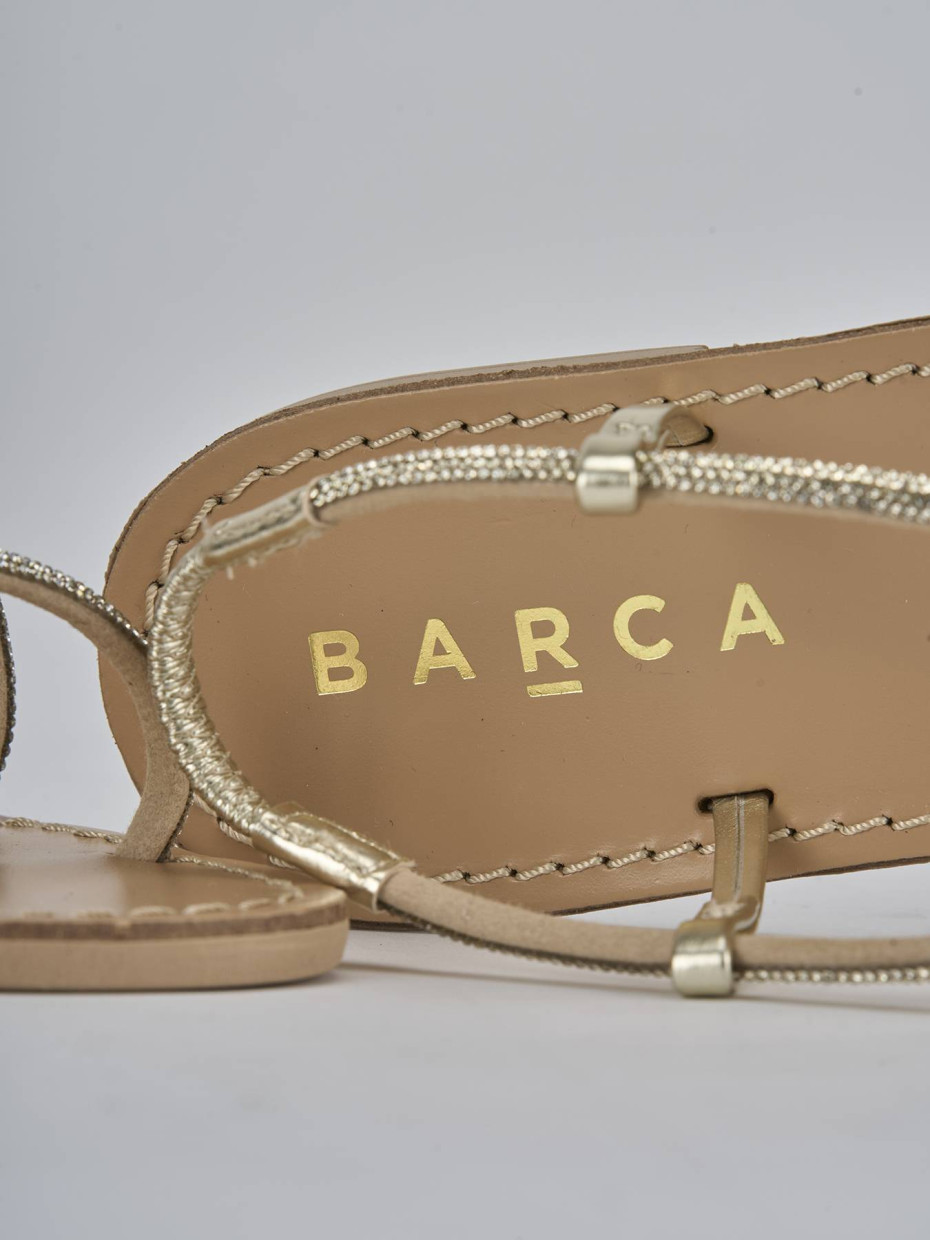 Sandalo tacco 1 cm oro pelle