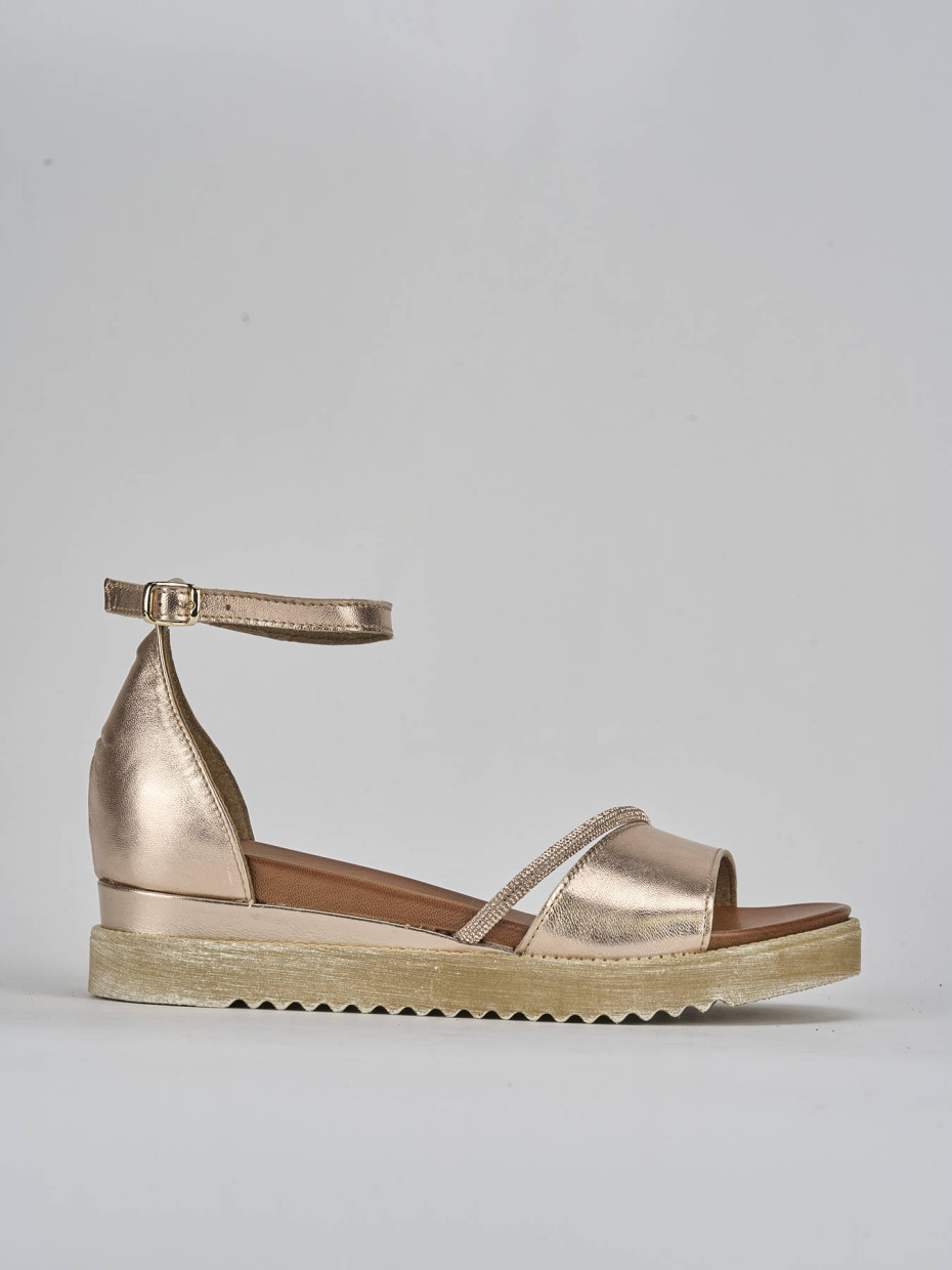 Sandali tacco 2cm pelle bronzo