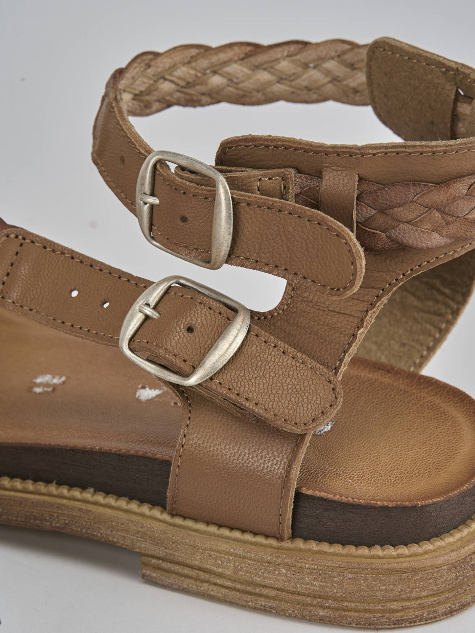Sandali tacco 1cm pelle marrone