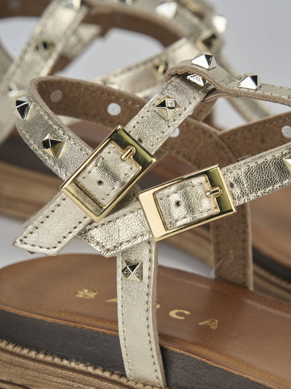 Sandali tacco 1cm pelle oro